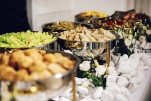 Choosing the best catering for parties: A comprehensive guide